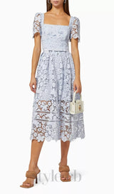 LACE MIDI DRESS IN GUIPURE