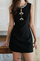 cecilia Hollow Bow mini Dress in black