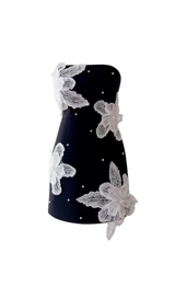 YURI STRAPLESS FLOWER PEARL MINI DRESS