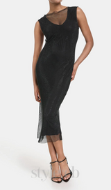 sleeveless mesh shift midi dress in black