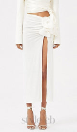 ANDEANA FLOWER SLIT MIDI SKIRT IN WHITE