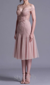 floral dentelle off-shoulder bustier corset net skirt set in pink