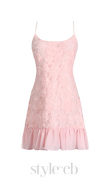 FLORAL APPLIQUÉ PLEATED HEM MINI DRESS IN PINK