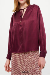 Viscose blouse in burgundy