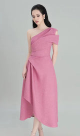 IRREGULAR ONE-SHOULDER MIDI DRESS IN RED DRESS STYLE OF CB