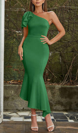 ONE SHOULDER FISHTAIL MAXI DRESS IN GREEN styleofcb