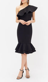 CROSS-SHOULDER RUFFLED FISHTAIL DRESS IN BLACK styleofcb