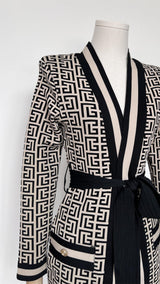 LONG SLEEVES PATTERN COAT styleofcb