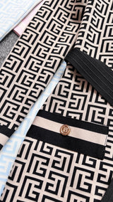 LONG SLEEVES PATTERN COAT styleofcb