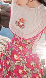 PETALS EMBROIDERED HEM MIDI DRESS DRESS STYLE OF CB