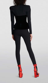 V NECK TWO POCKETS BLAZER IN BLACK DRESS STYLE OF CB