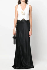 3d flower sleeveless vest top in white