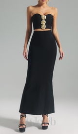 3D FLOWER EMBELLISHED SET IN BLACK