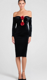 ZANNA OFF SHOULDERS FLOWERS VELVET MAXI DRESS IN BLACK