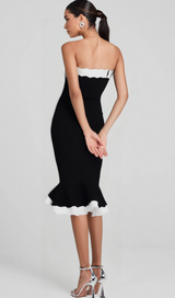 STRAPLESS BANDAGE BODYCON MIDI DRESS IN BLACK