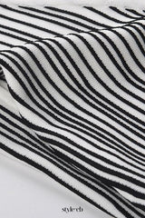 Two-tone v-neck sleeveless flared knit mini dress