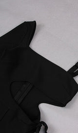 CUT OUT SINGLE-SLEEVE JUMPSUIT IN BLACK DRESS STYLE OF CB 