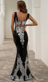 BACKLESS WAIST PERSPECTIVE V-NECK DRESS IN BLACK styleofcb 