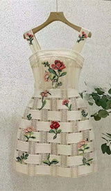 FLORAL PRINT STRAP MINI DRESS IN WHITE DRESS STYLE OF CB 