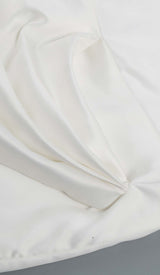 HOLLOW OUT LONG SLEEVE JACKET TOP AND SHORT SKIRT DRESS STYLE OF CB 