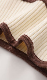 High-necked long-sleeved suspender top. ohmogo 