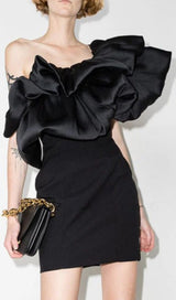 CROSS-SHOULDER PLEATED DRESS IN BLACK styleofcb 