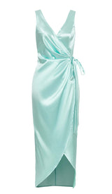 KNOT SIDE SATIN MIDI DRESS IN MINT DRESS STYLE OF CB 