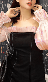 Long-sleeved dress with melange lace.