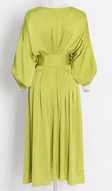 RUCHED SATIN MIDI DRESS IN GTEEN DRESS STYLE OF CB 