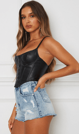 Slim-fit U-neck vest styleofcb 